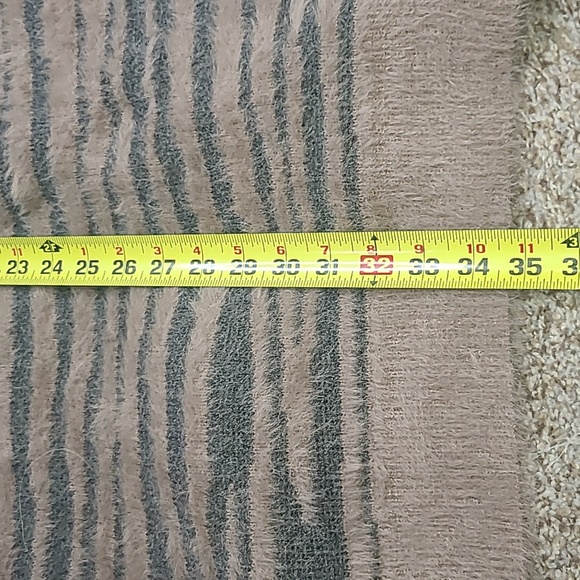 Jessica Simpson Long Cardigan Sweater - Picture 7 of 8